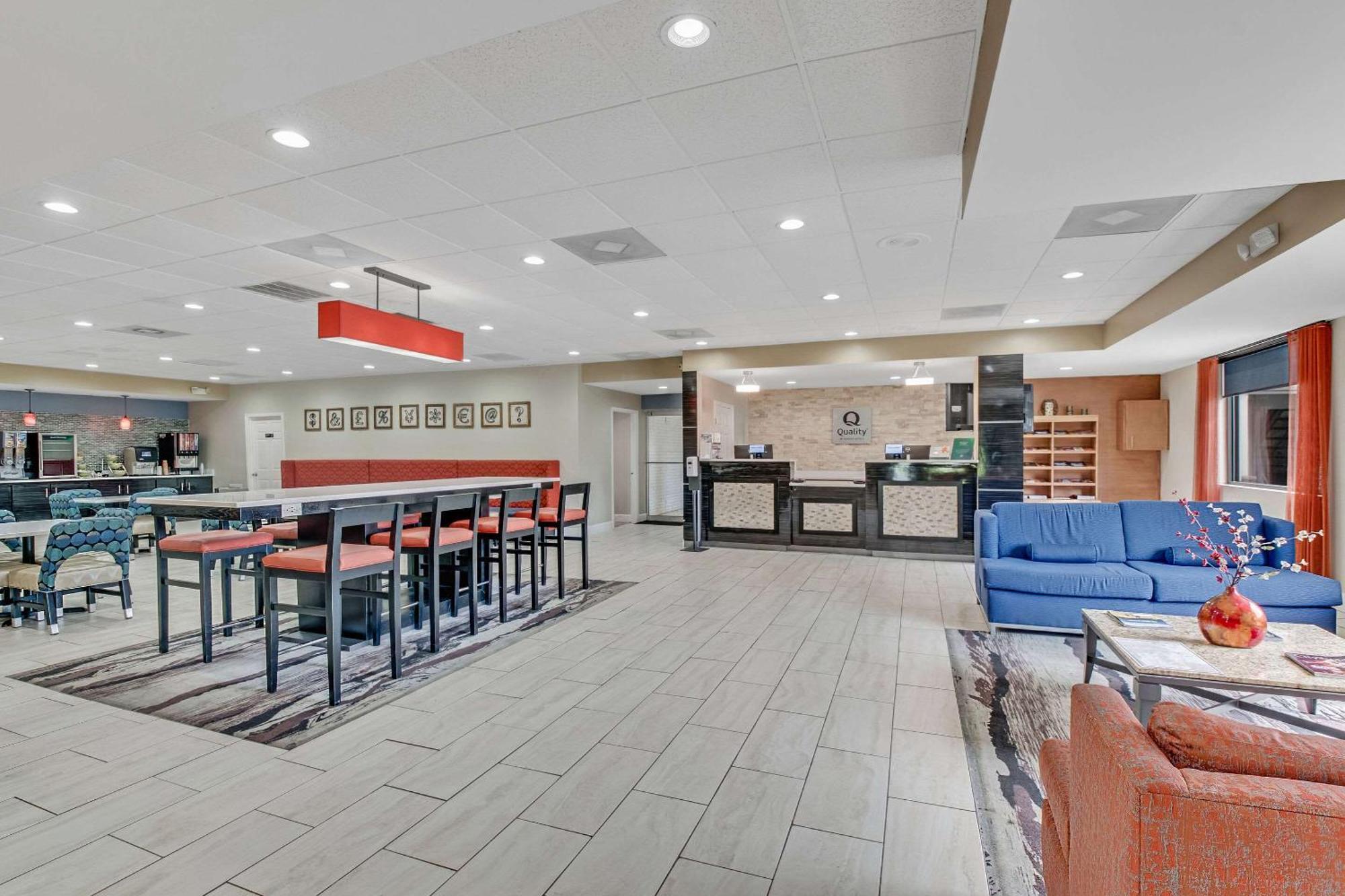 Quality Inn Dalton Extérieur photo